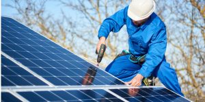 Installation Maintenance Panneaux Solaires Photovoltaïques à Commenailles